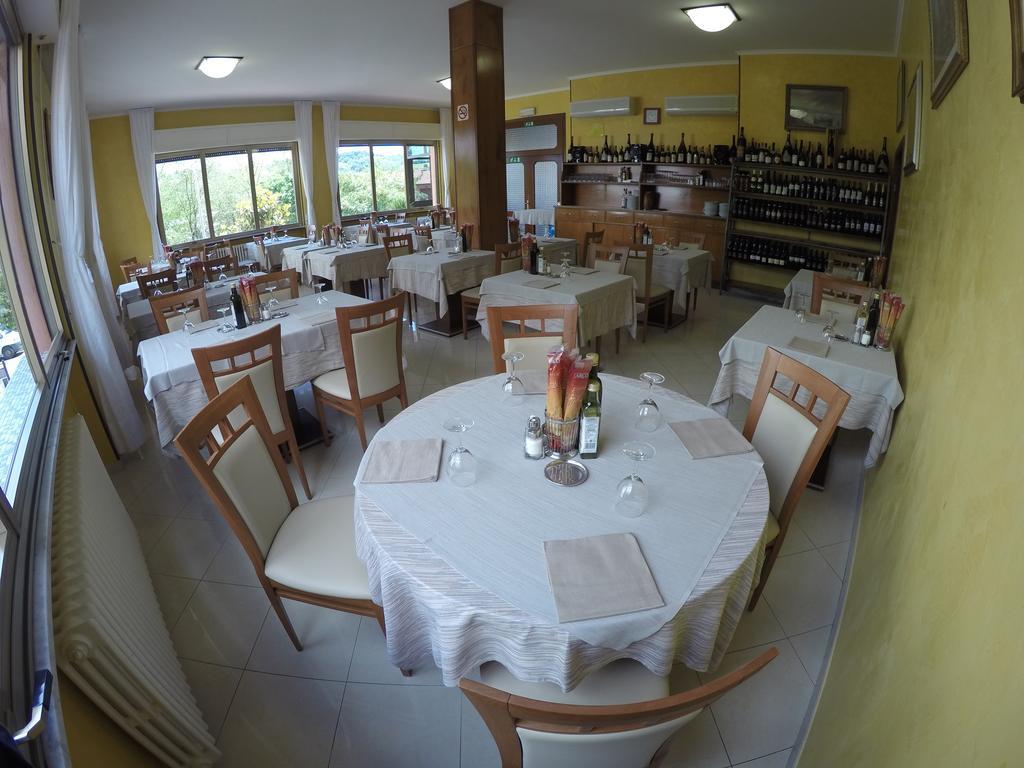 Albergo Esperia Tabiano Terme Exterior photo